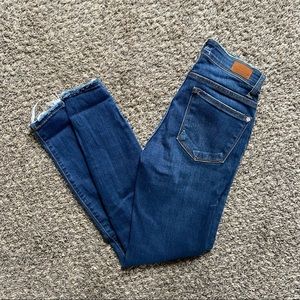 Judy Blue Distressed Skinny Jeans